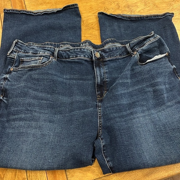 a.n.a.  High Rise Flare Jeans - Picture 2 of 5